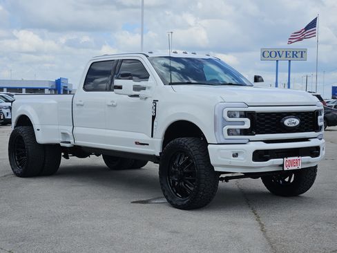 New 2026 Ford F350 King Ranch w/ Chrome Package AWD/4WD image 3