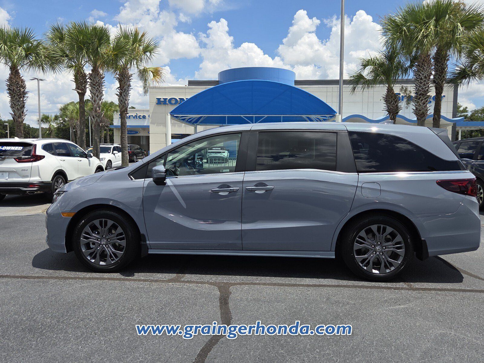 Certified 2026 Honda Odyssey Touring image 2