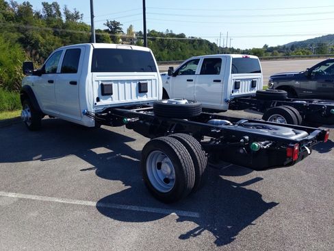 New 2026 RAM 5500 Tradesman w/ Chrome Appearance Group image 7