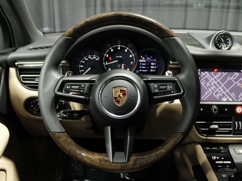 New 2026 Porsche Macan AWD/4WD image 12