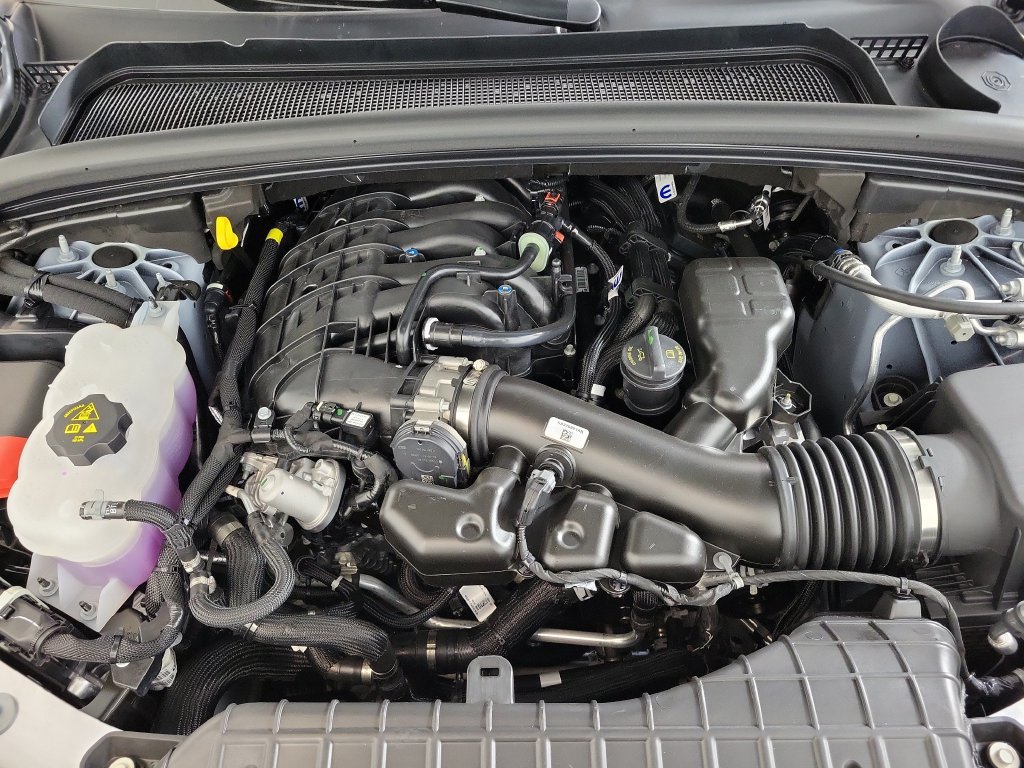 New 2026 Jeep Grand Cherokee Laredo RWD image 10