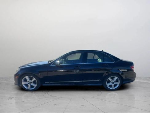 Used 2010 Mercedes-Benz C 300 C 300 4MATIC Luxury Sedan 4D image 2