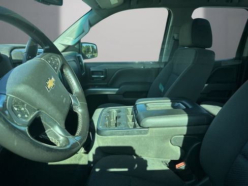 Used 2018 Chevrolet Silverado 1500 LT w/ All Star Edition RWD image 3