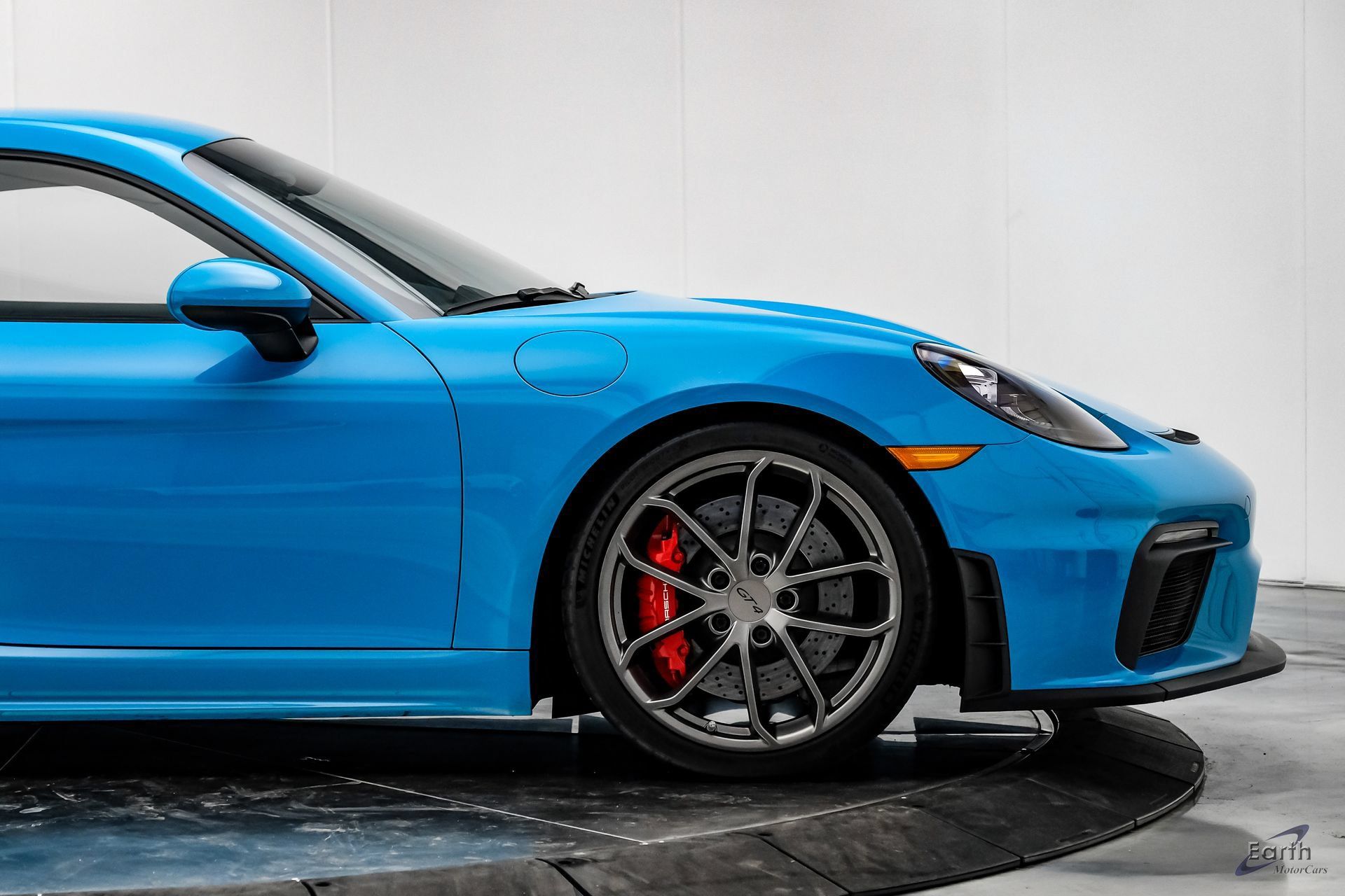 Used 2020 Porsche 718 Cayman GT4 RWD image 23