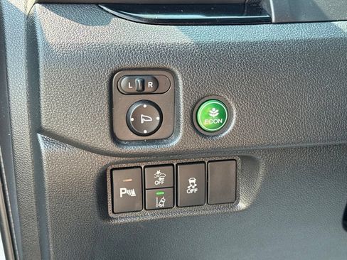 Used 2022 Honda Pilot Touring image 18