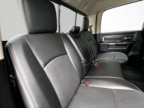 Used 2015 RAM 1500 Laramie w/ Convenience Group AWD/4WD image 27