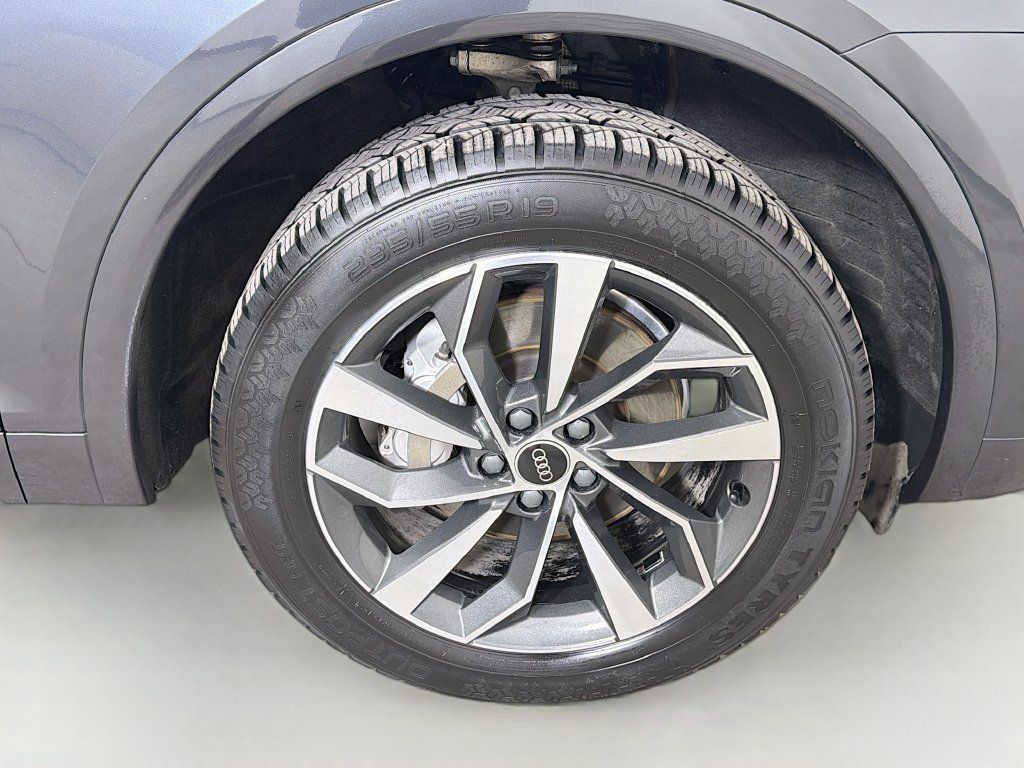 Used 2021 Audi Q5 2.0T Premium Plus w/ Premium Plus Package AWD/4WD image 28