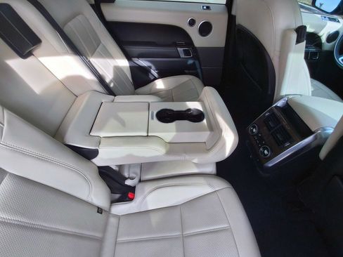 Used 2018 Land Rover Range Rover Sport Supercharged AWD/4WD image 37