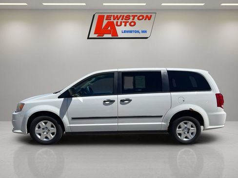 Used 2013 RAM C/V Tradesman w/ UConnect Hands-Free Group FWD image 10