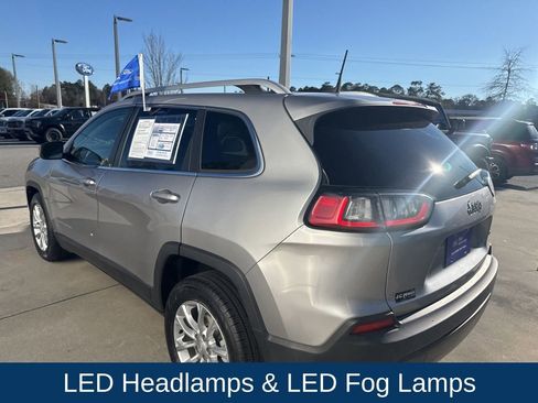 Used 2019 Jeep Cherokee Latitude w/ Popular Appearance Group image 5