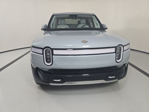 Used 2023 Rivian R1T Adventure AWD/4WD image 8