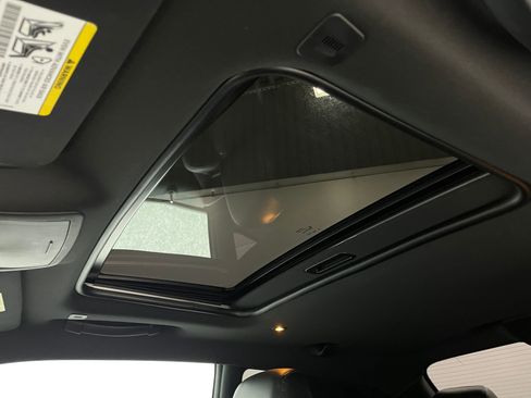 Used 2018 Dodge Challenger T/A RWD image 12