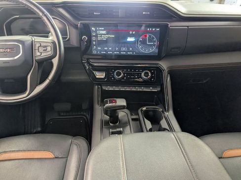 Used 2023 GMC Sierra 1500 AT4 w/ AT4 Premium Package AWD/4WD image 24