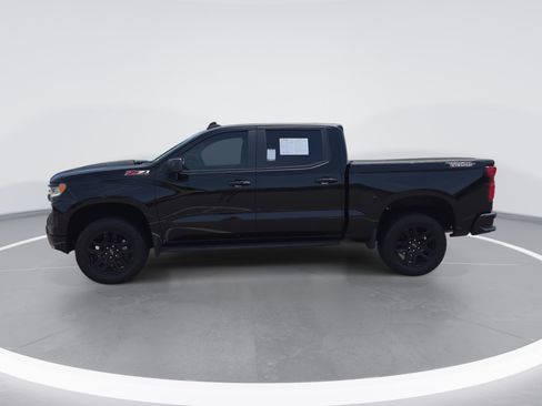 Used 2025 Chevrolet Silverado 1500 LT Trail Boss w/ Convenience Package II AWD/4WD image 6