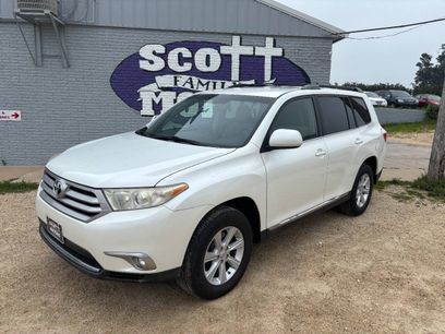 Used 2011 Toyota Highlander 4WD w/ Tech Pkg