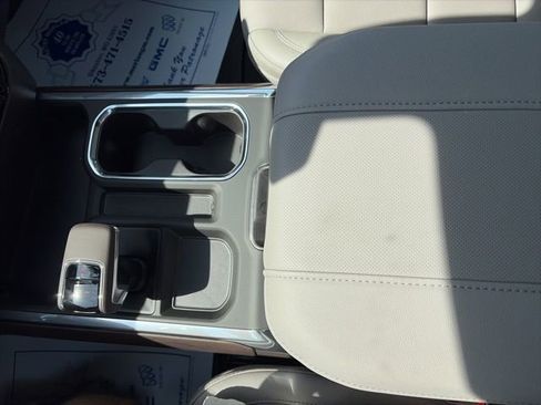 New 2026 GMC Sierra 1500 SLT w/ SLT Premium Package image 24