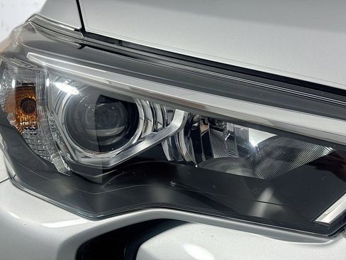 Used 2021 Toyota 4Runner SR5 Premium image 38