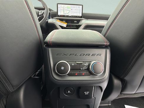 New 2026 Ford Explorer ST-Line w/ ST-Line Street Pack AWD/4WD image 40