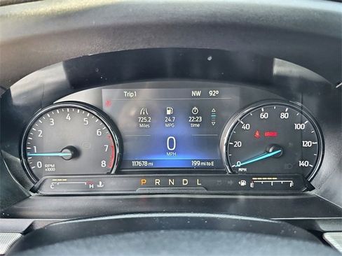 Used 2022 Ford Explorer XLT w/ Equipment Group 202A image 25