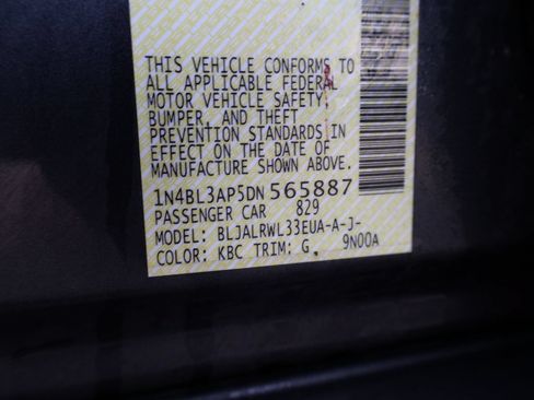 Used 2013 Nissan Altima 3.5 S FWD image 30