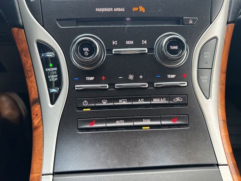 Used 2019 Lincoln Nautilus Select image 21