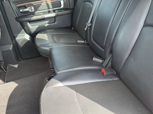 Used 2017 RAM 1500 Laramie AWD/4WD image 37