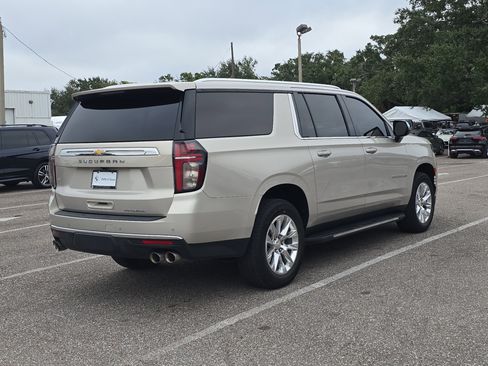 Used 2021 Chevrolet Suburban Premier image 5