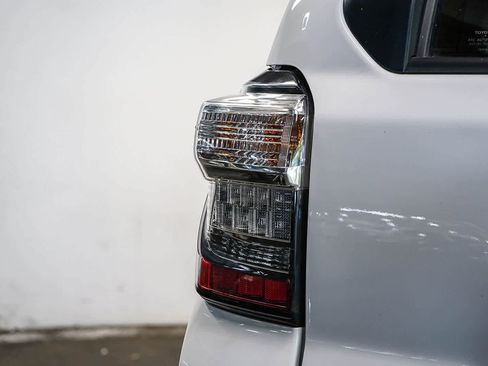 Used 2023 Toyota 4Runner SR5 Premium w/ Moonroof Package RWD image 11