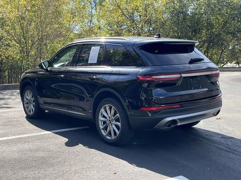 Used 2022 Lincoln Corsair AWD w/ Premium Package image 7