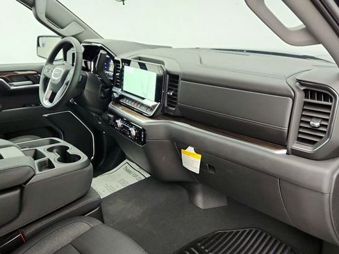 Used 2025 GMC Sierra 1500 Elevation image 23