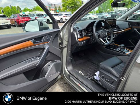 Used 2023 Audi Q5 2.0T Prestige w/ Prestige Package AWD/4WD image 21