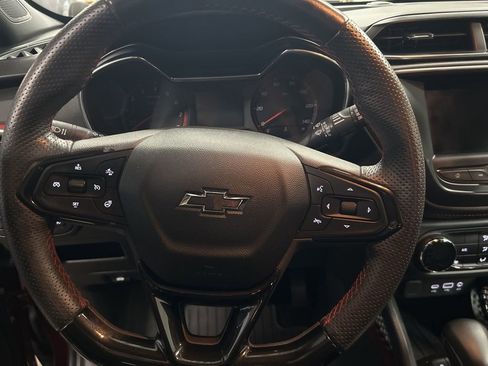 Used 2023 Chevrolet TrailBlazer RS image 11