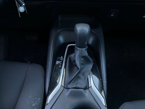 Used 2025 Toyota Corolla LE image 22