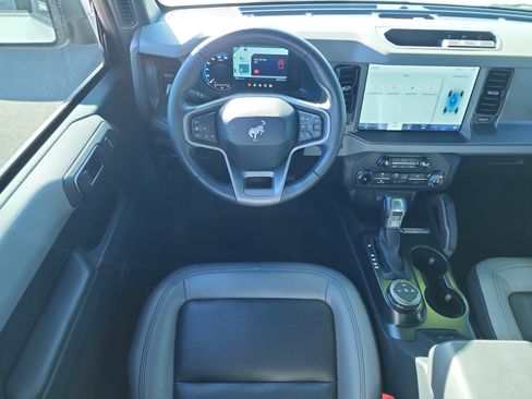 Used 2024 Ford Bronco Big Bend image 9