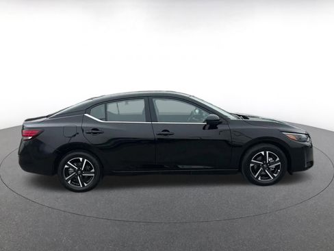 Used 2025 Nissan Sentra SV image 16