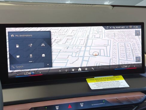 Used 2025 BMW X3 xDrive30i w/ Convenience Package image 17