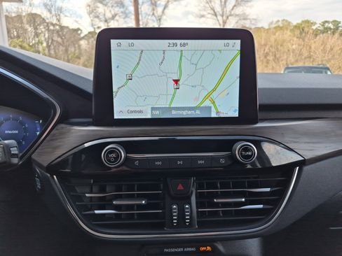 Used 2020 Ford Escape Titanium w/ Titanium Premium Package 2.0 image 34