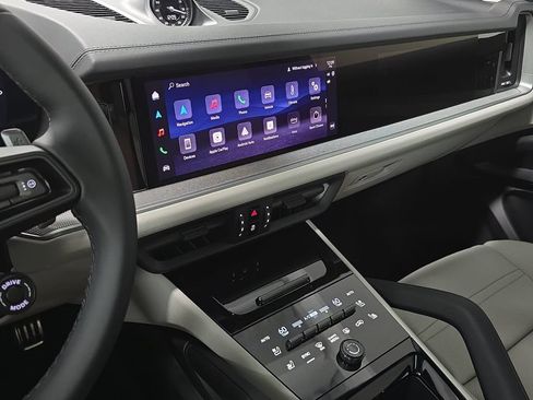 New 2026 Porsche Cayenne S AWD/4WD image 15