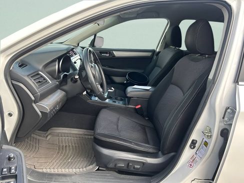 Used 2016 Subaru Outback 2.5i Premium AWD/4WD image 18