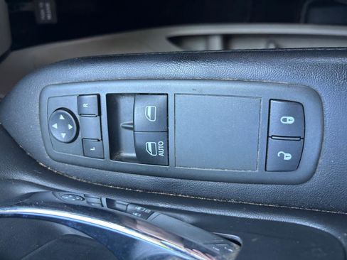 Used 2012 Dodge Grand Caravan American Value Package image 14