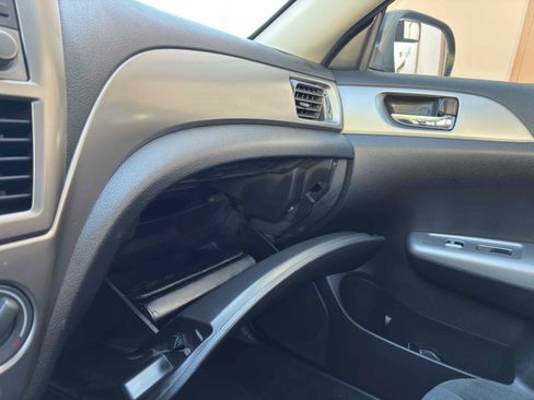 Used 2009 Subaru Impreza 2.5i AWD/4WD image 26