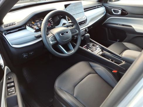 New 2026 Jeep Compass Limited image 15