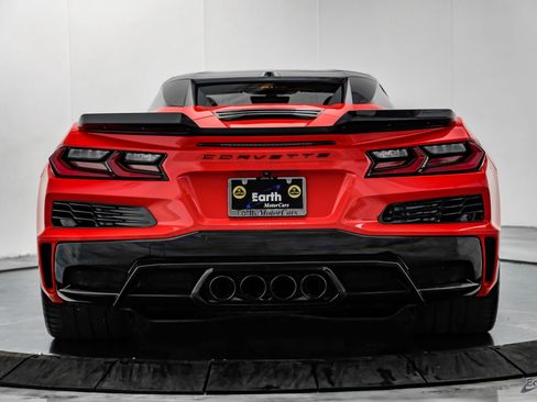 Used 2023 Chevrolet Corvette Z06 w/ Stealth Interior Trim Package image 16