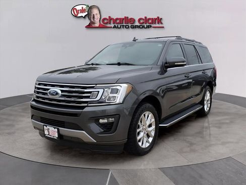 Used 2021 Ford Expedition XLT image 1