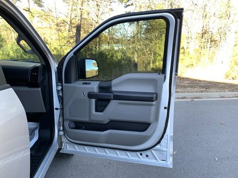 Used 2019 Ford F150 XL w/ Equipment Group 101A Mid image 29