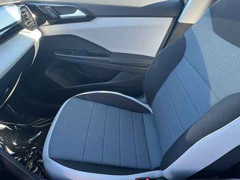 New 2026 Volkswagen Taos S image 12