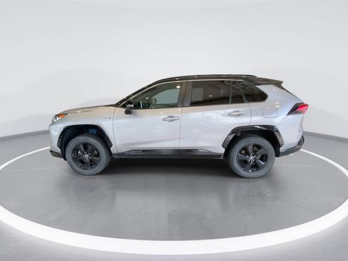 Used 2019 Toyota RAV4 XSE w/ XSE Weather Package AWD/4WD image 5