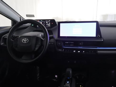 Used 2024 Toyota Prius Limited w/ Limited Premium Package AWD/4WD image 2