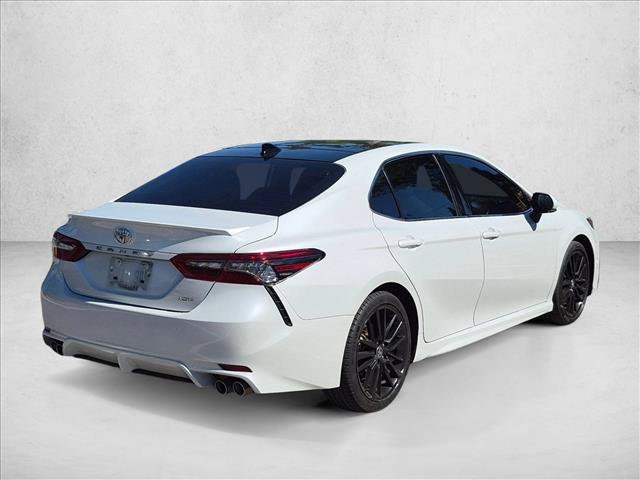 Used 2023 Toyota Camry XSE FWD image 5