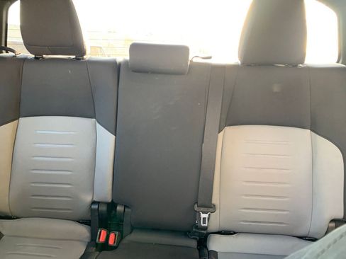 Used 2025 Toyota Tacoma TRD Off-Road image 36